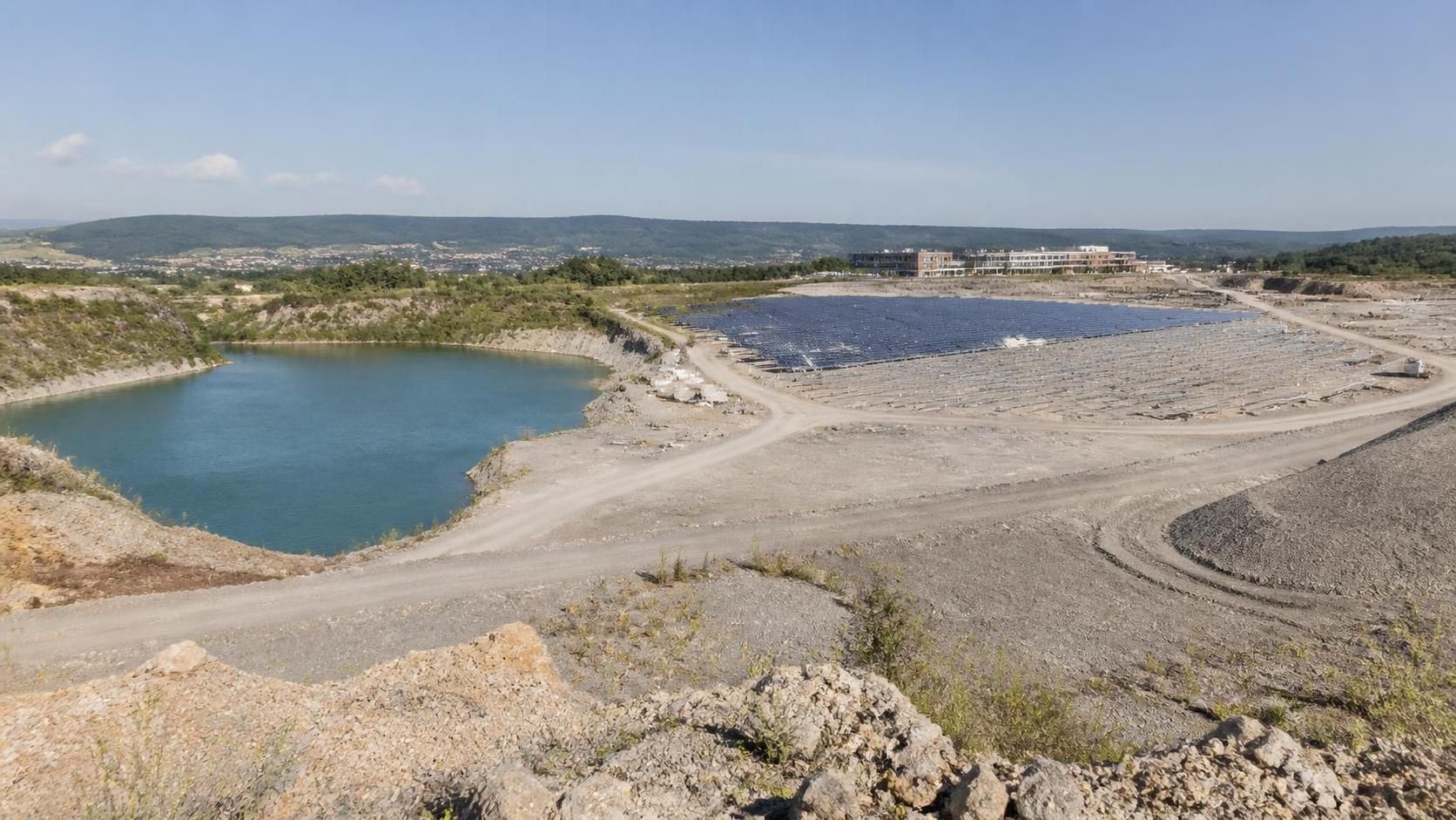 schœneck lance une enquête publique concernant le projet de centrale photovoltaïque à la carrière simon, invitant les citoyens à s'informer et à participer à la consultation.
