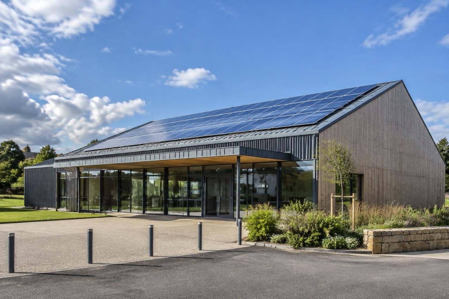 dans les côtes-d’armor, une commune mise sur 206 panneaux solaires pour réduire sa facture d’électricité de 40 %. découvrez son projet.